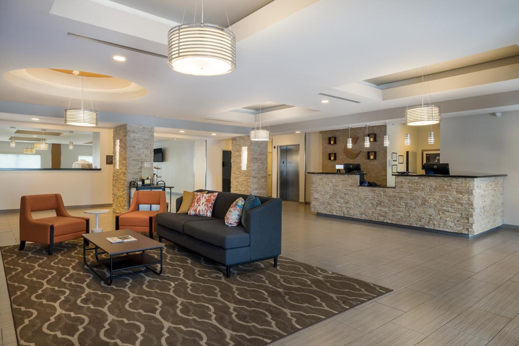 Comfort Suites Denham Springs Bagian luar foto