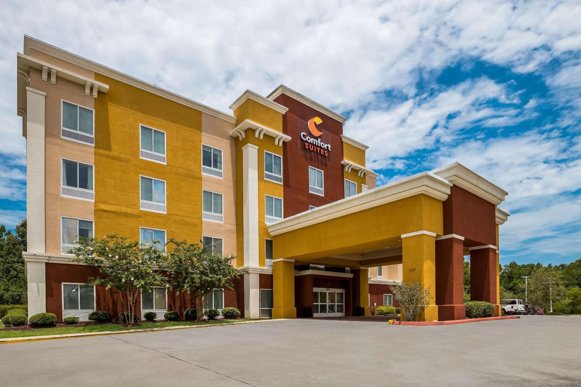 Comfort Suites Denham Springs Bagian luar foto